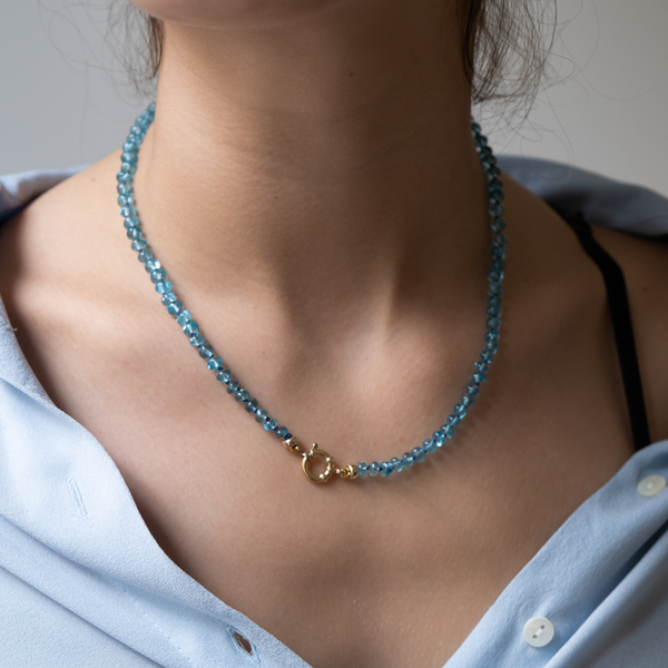 Knotted Apatite necklace 14k – Vivien Frank Designs
