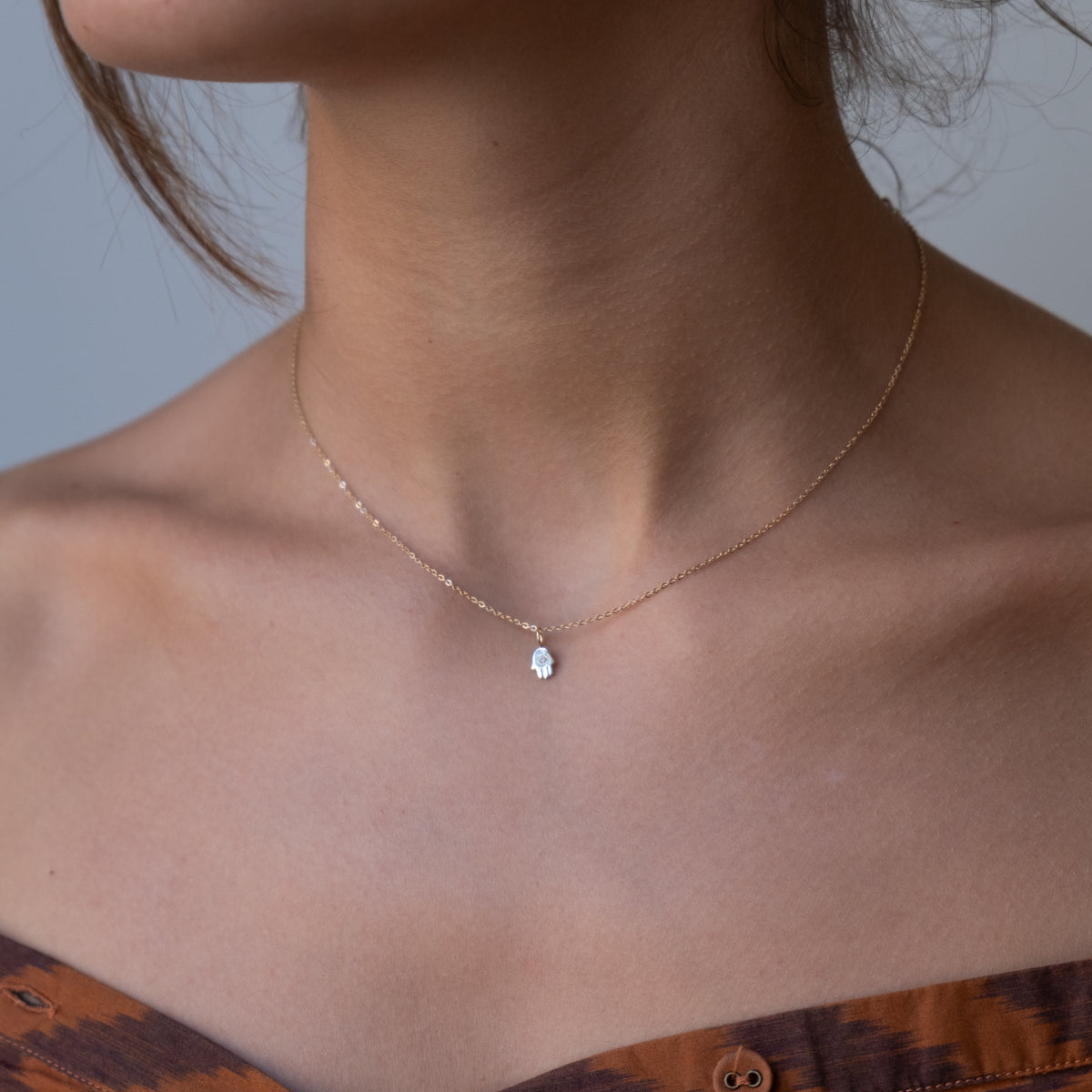 14k Gold Tiny Hamsa necklace