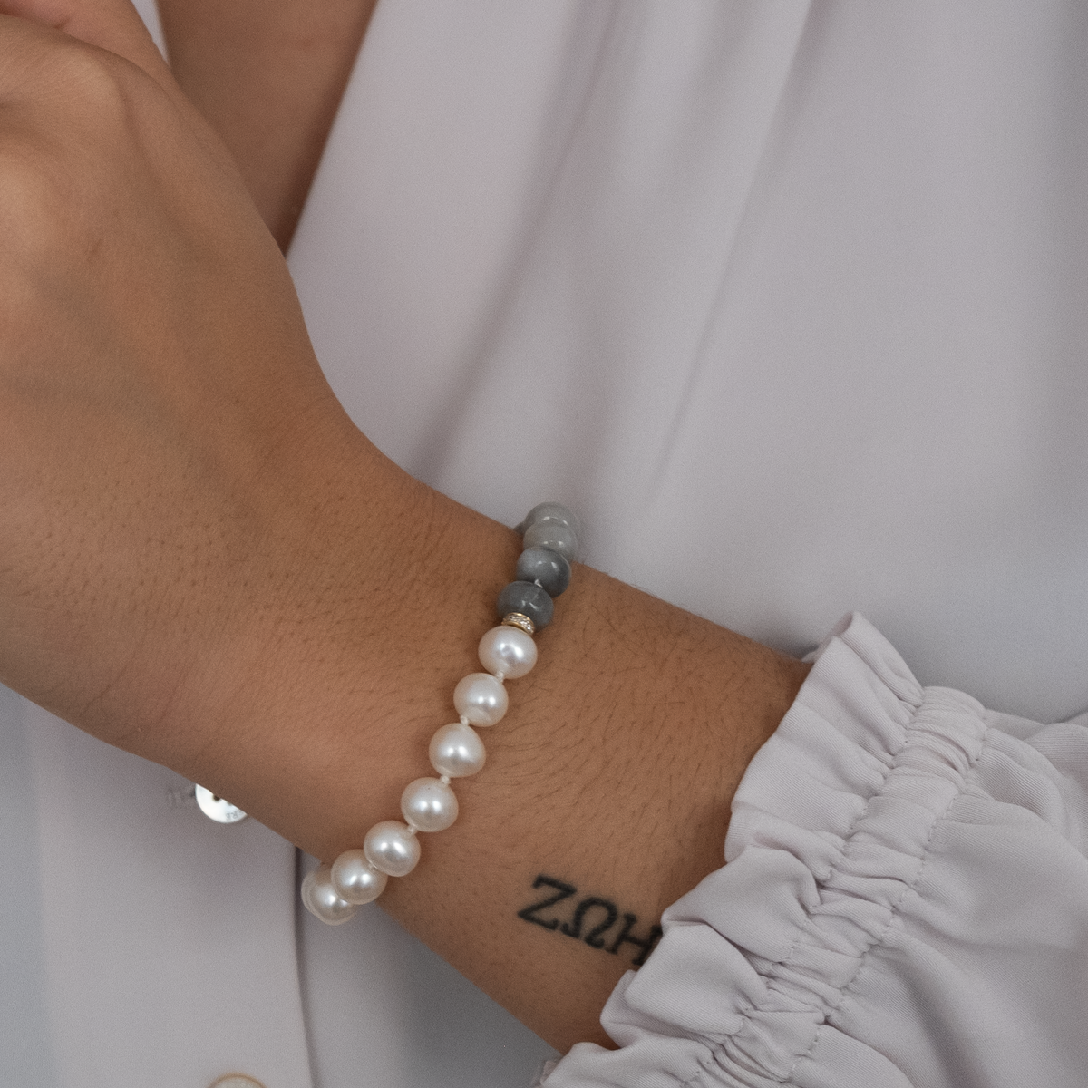 Pearl and Grey Cat eye Bracelet 14k gold