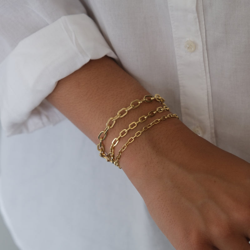Rectangle Link Bracelet in 14k solid gold