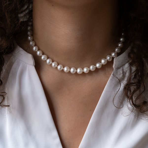 14k gold Pearl necklace