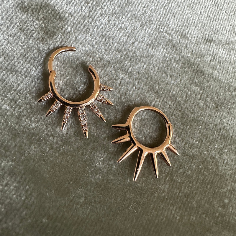 14k Gold Diamond Spike Earring