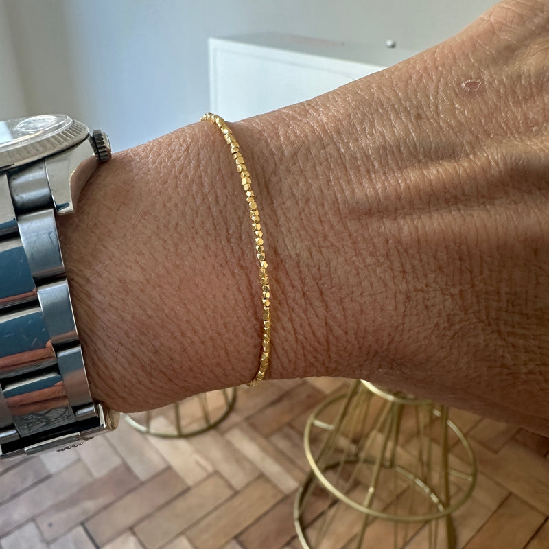 Gold Essential bead bracelet