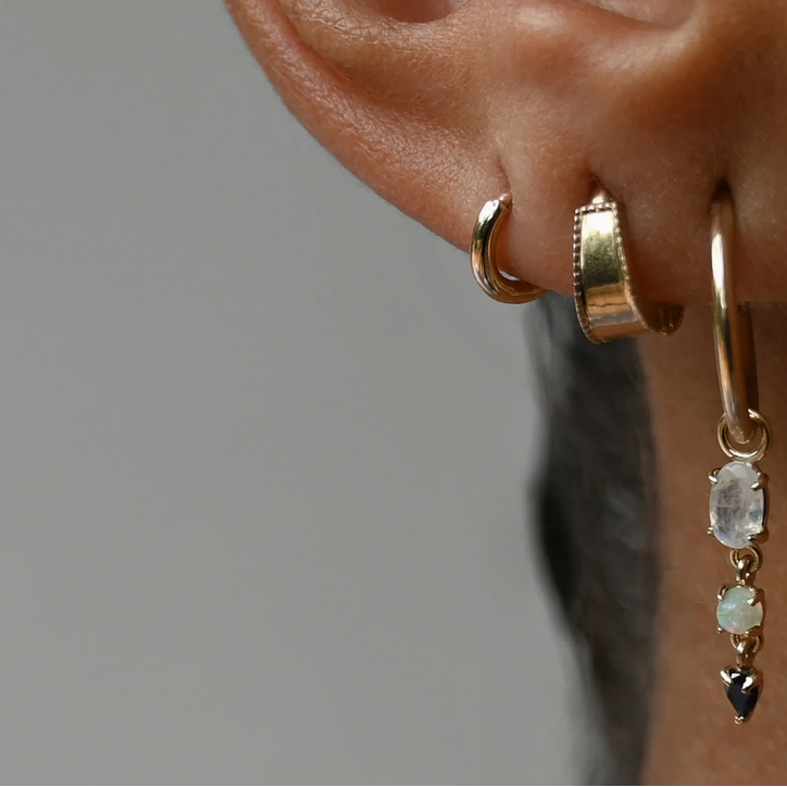 Multi Gemstone Claw Set Droplet Plaque