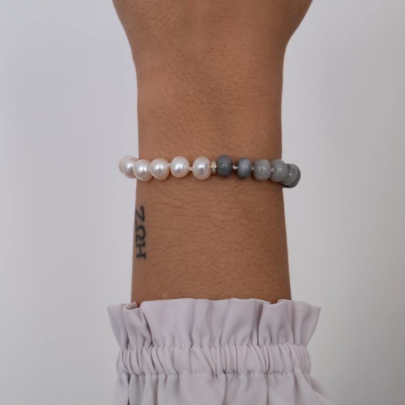 Pearl and Grey Cat eye Bracelet 14k gold