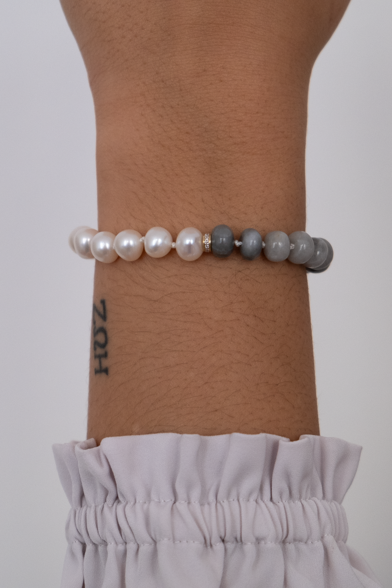 Pearl and Grey Cat eye Bracelet 14k gold