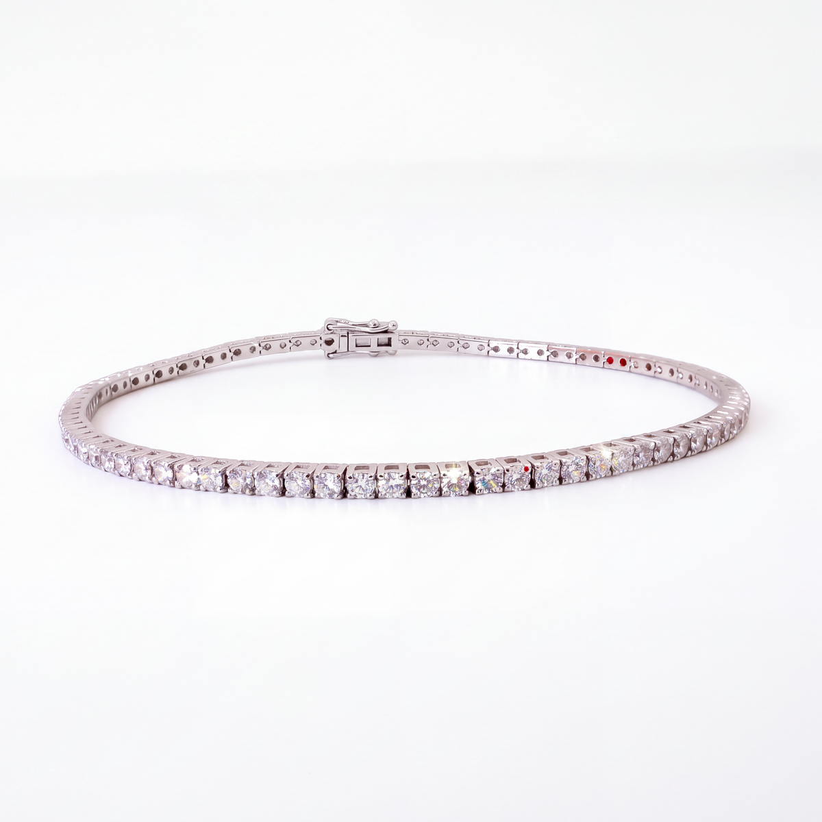 18k white gold natural diamond tennis bracelet