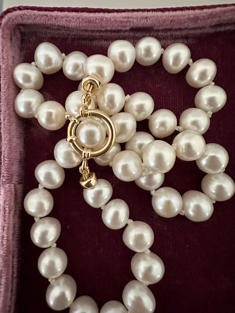 14k gold Pearl necklace