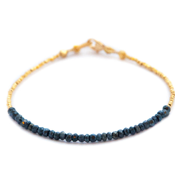 Black spinel Tennis bracelet with gold by Vivien Frank – Vivien