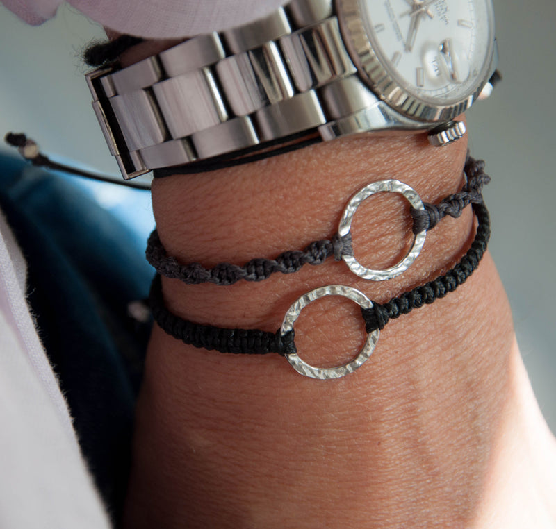 Karma bracelet 14k solid white gold. Circle bracelet. - Vivien Frank Designs